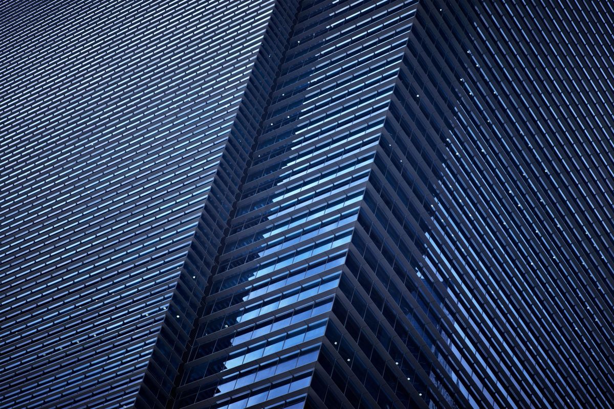 What is a Knowledge Silo? Breaking Down Walls Between Teams